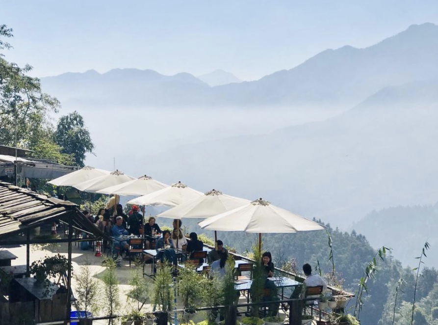 14_quan cafe sapa_terrace cf_elle man_0420