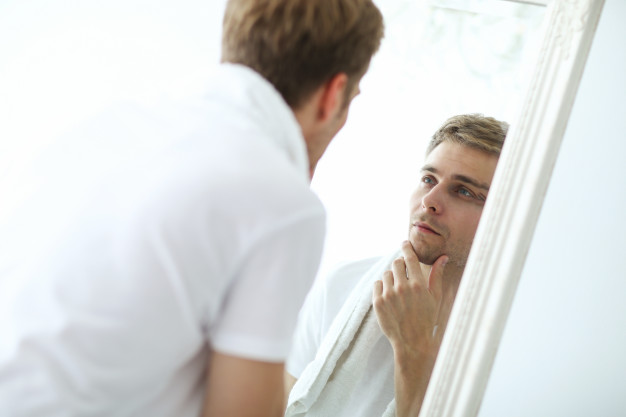 gương chăm sóc cá nhân