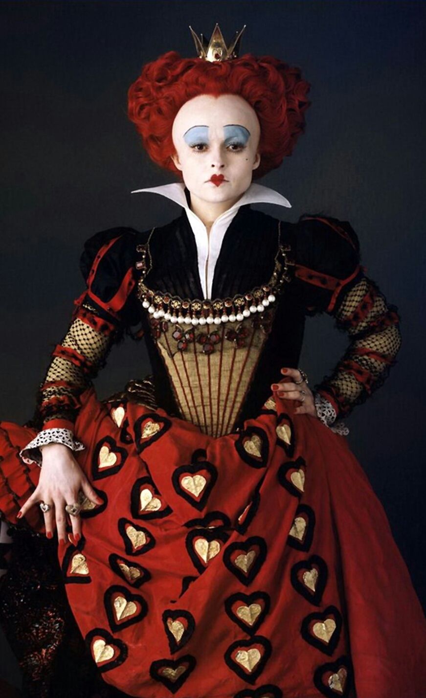 dien-vien_Helena-Bonham-Carter-vai-Red-Queen