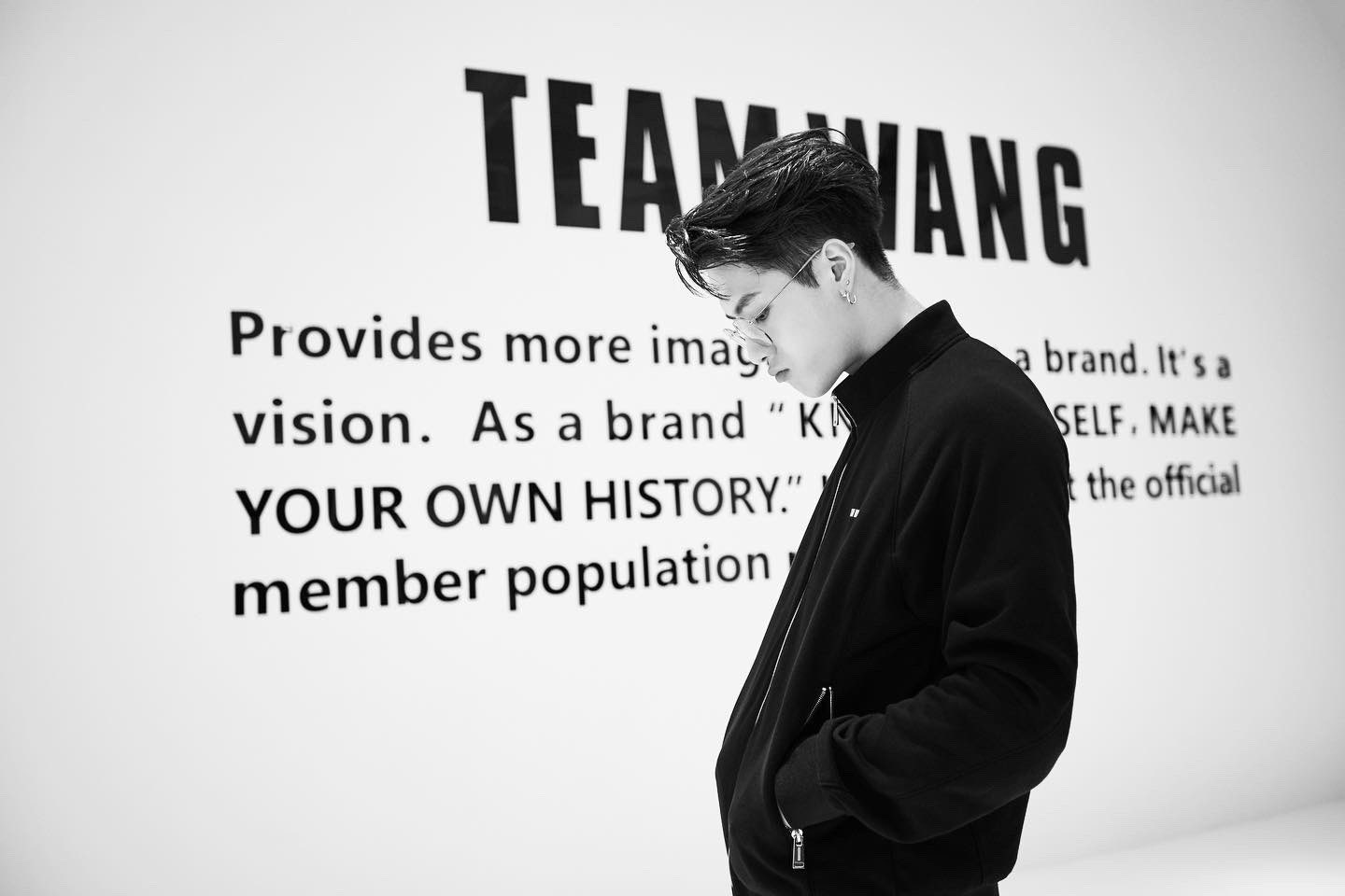 thoi trang jackson wang team wang event - elle man