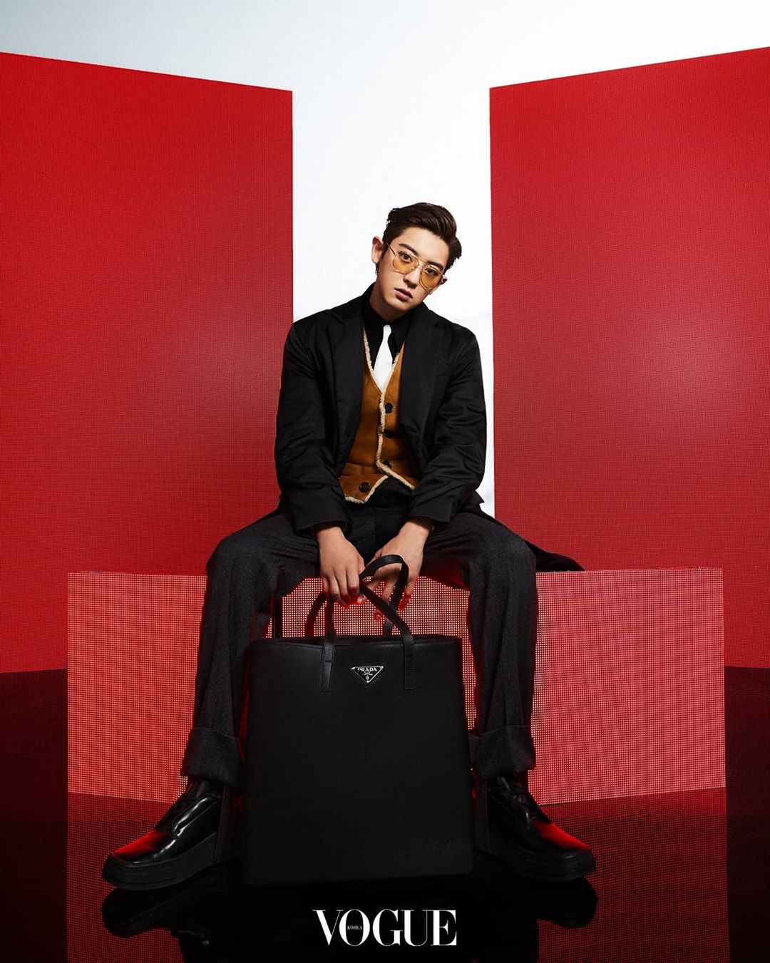 park chanyeol mặc đồ prada