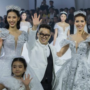 ELLE Wedding Art Gallery 2020: BST Dear My Princess - Giấc mơ cổ tích của NTK Chung Thanh Phong