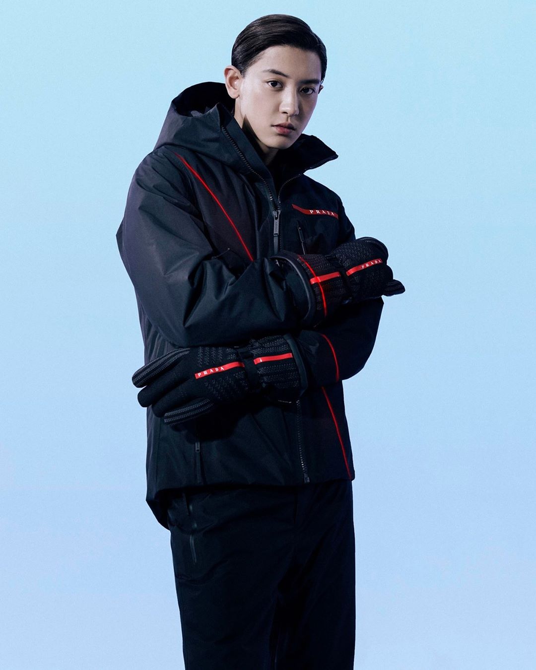 sao nam park chanyeol diện đồ prada 2020