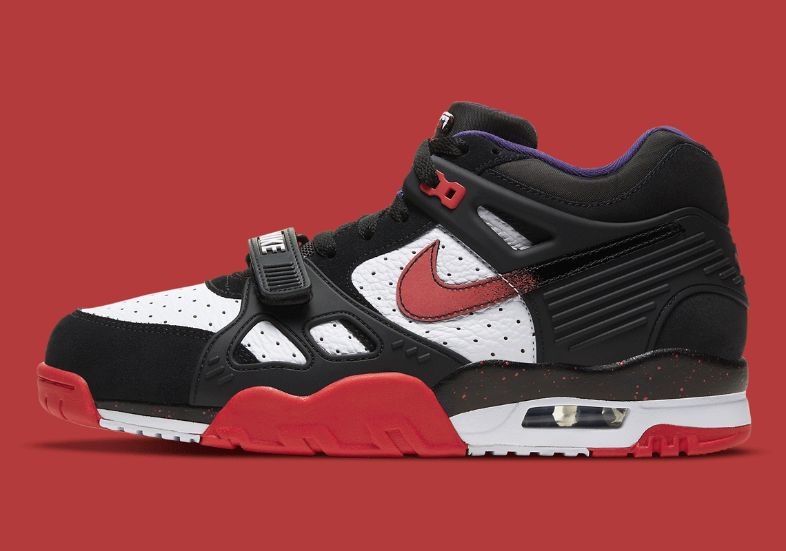 Giay-the-thao-hot-19-25.10.2020-Nike-Air-Trainer-3-Dracula-DC1501-001-4-6.jpg