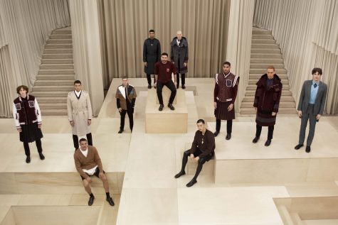 BST Burberry Thu-Đông 2021 Menswear: Tôn vinh những cá tính tự do