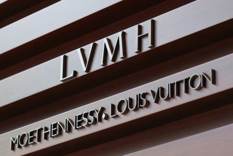 LVMH trở thành công ty được định giá cao nhất thị trường châu Âu