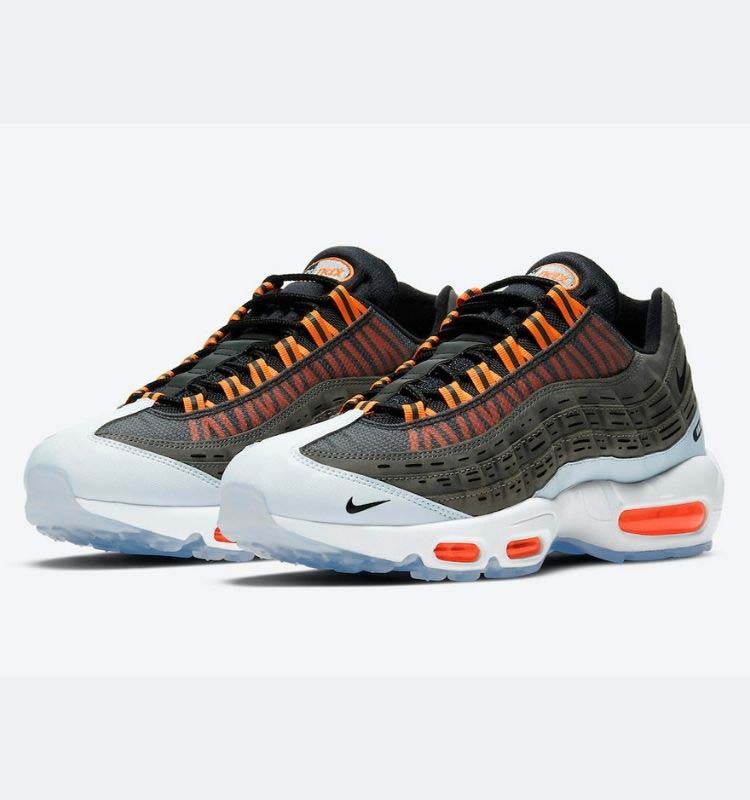 giay-the-thao-hot-12-22.3.2021-Kim-Jones-x-Nike-Air-Max-95-%E2%80%9CTotal-Orange%E2%80%9D-elle-man-2.jpg