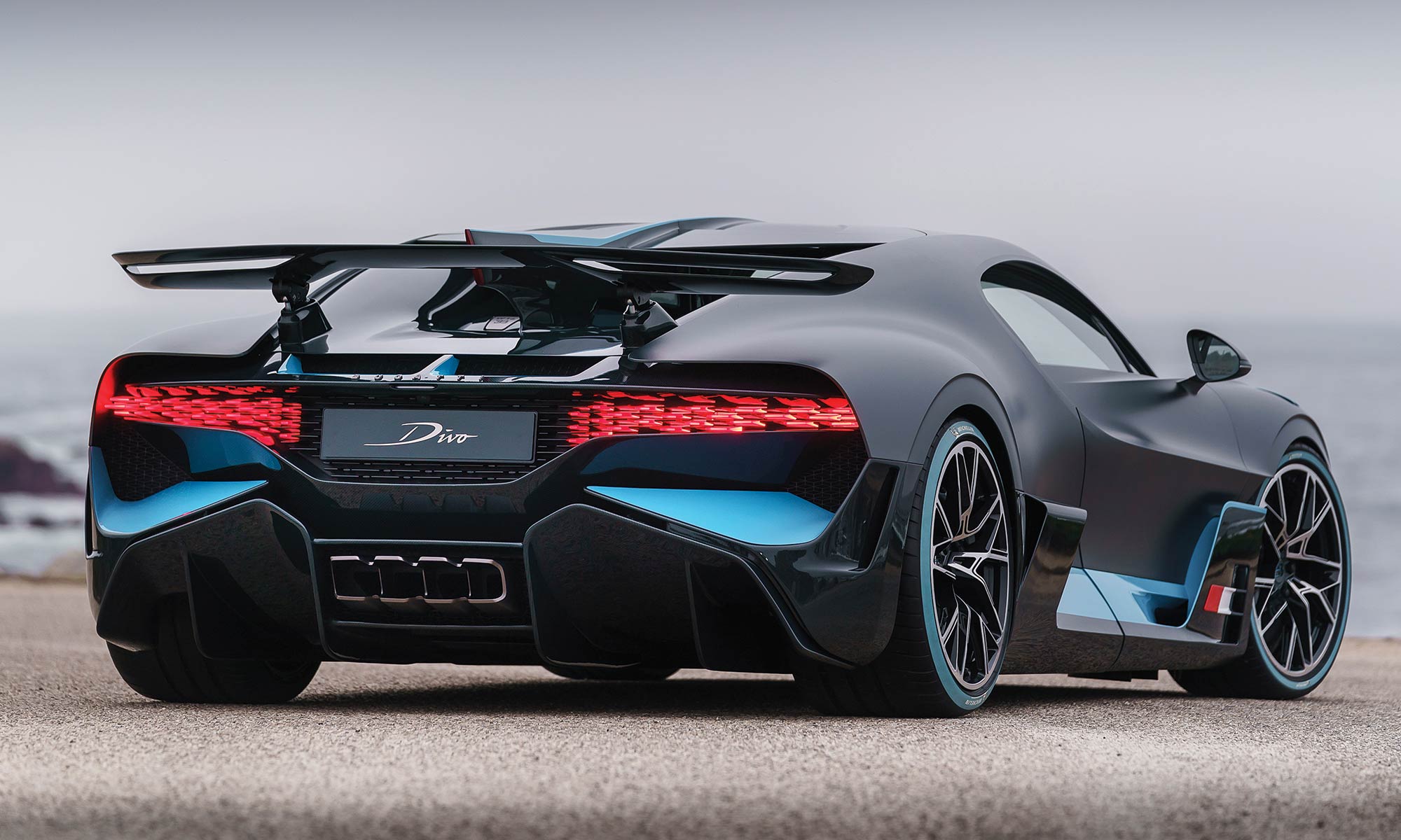 sieu xe dat nhat the gioi 2021 BUGATTI DIVO elle man 2