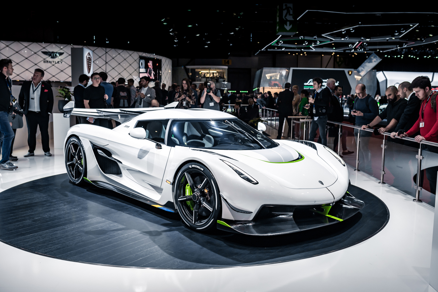 sieu xe dat nhat the gioi 2021 Koenigsegg Jesko elle man 1.1