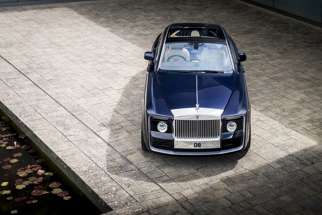 sieu xe dat nhat the gioi 2021 rolls royce sweptail elle man 1