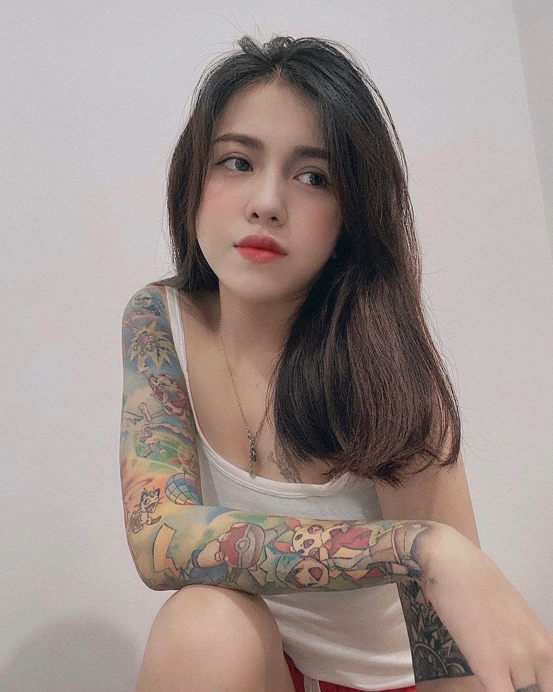 nu tho xam viet bii trinh - elle man (5)