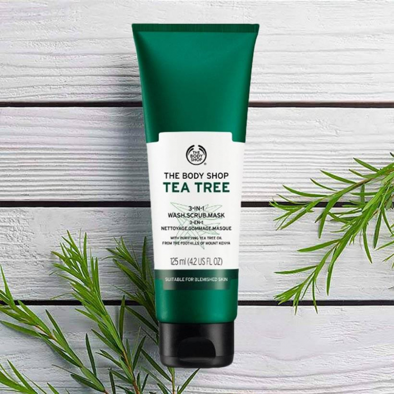 chăm sóc da sữa rửa mặt The Body Shop Tea Tree 3-in-1 Scrub