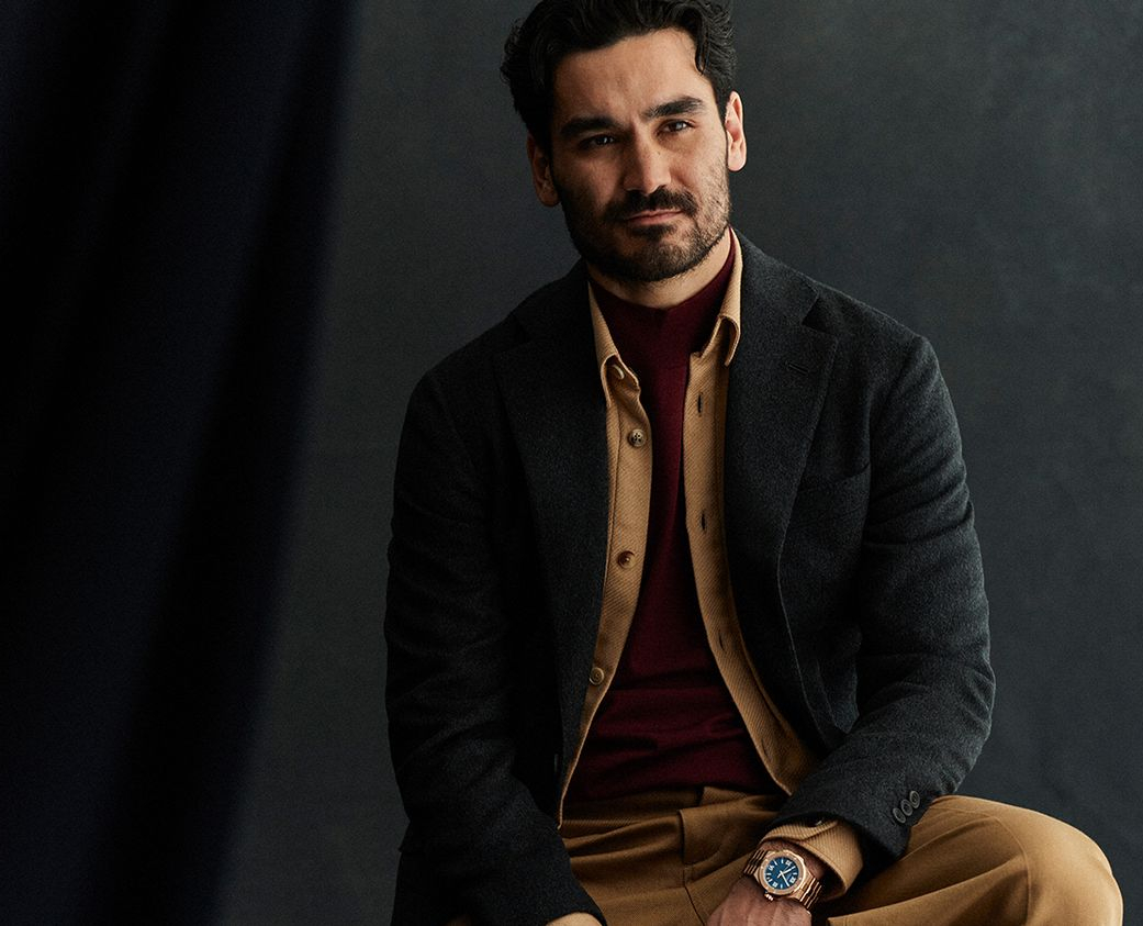 Ikkay Gundogan cùng bản phối layering theo tông màu classic