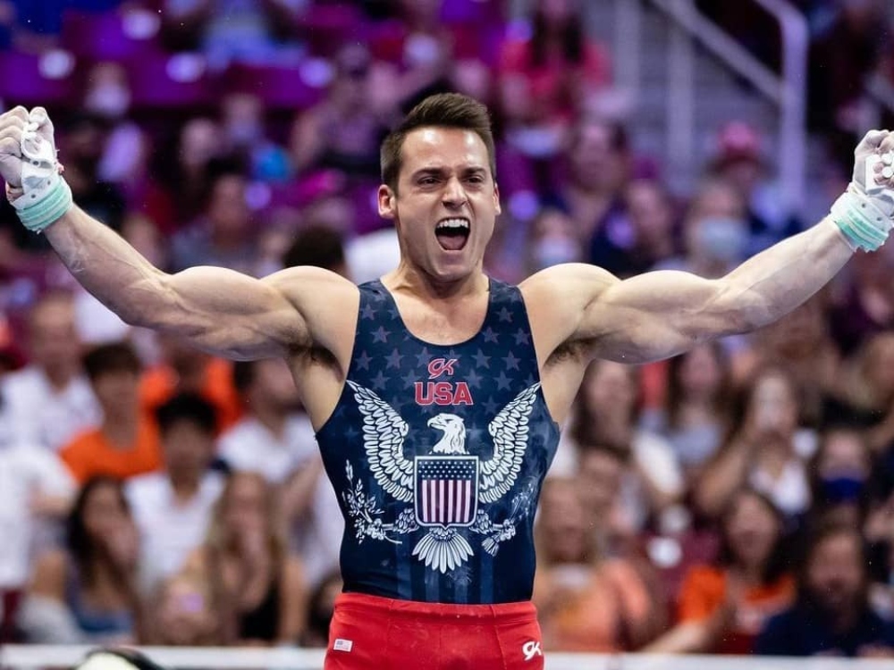 Sam Mikulak tham gia thế vận hội 2020