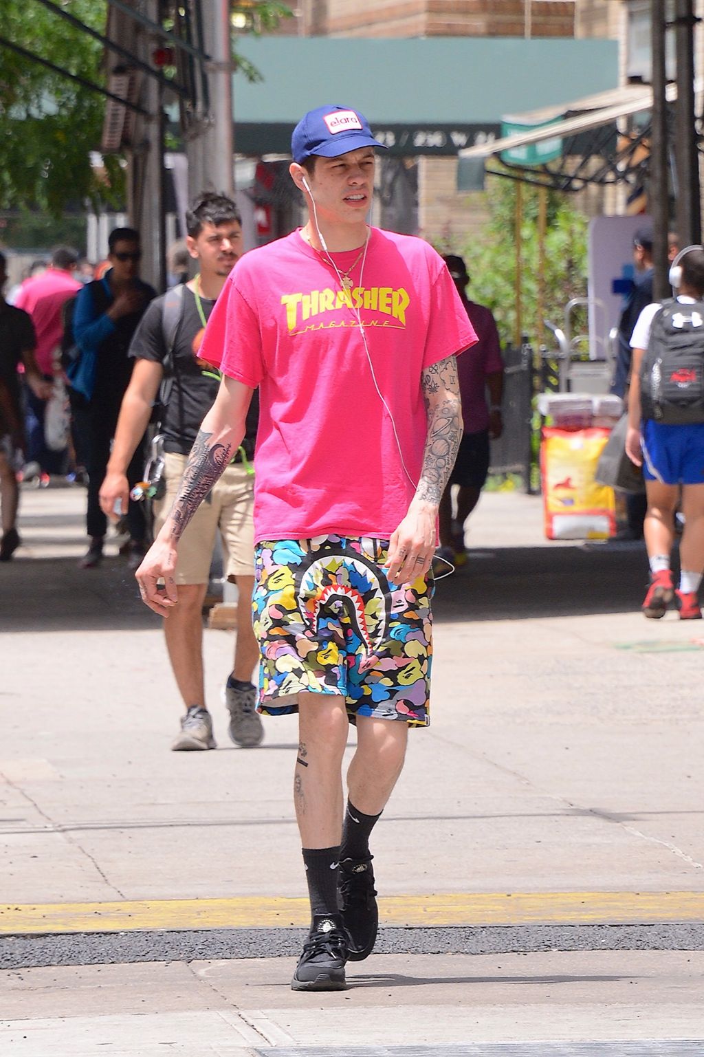 Pete Davidson cùng bộ outfit đậm chất Hypebeast