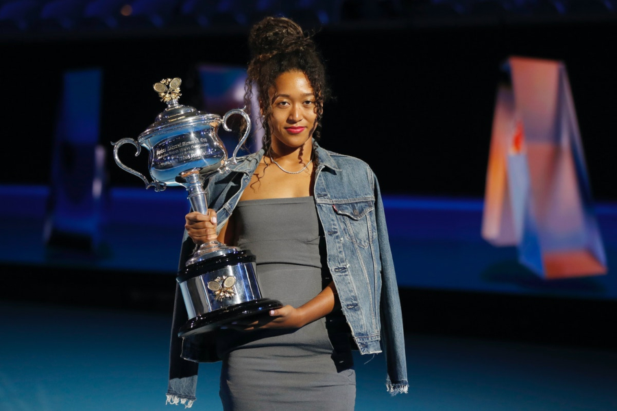 nữ vận động viên quần vợt Naomi Osaka tham gia met gala