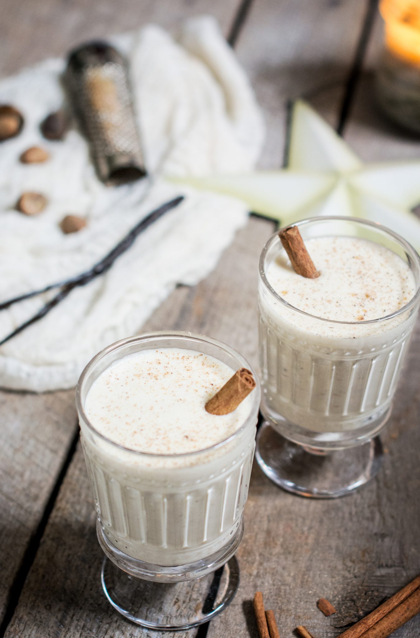 Cocktail Eggnog cho bàn tiệc tại gia