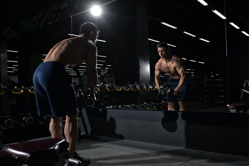 Tập gym quá sớm hoặc quá muộn