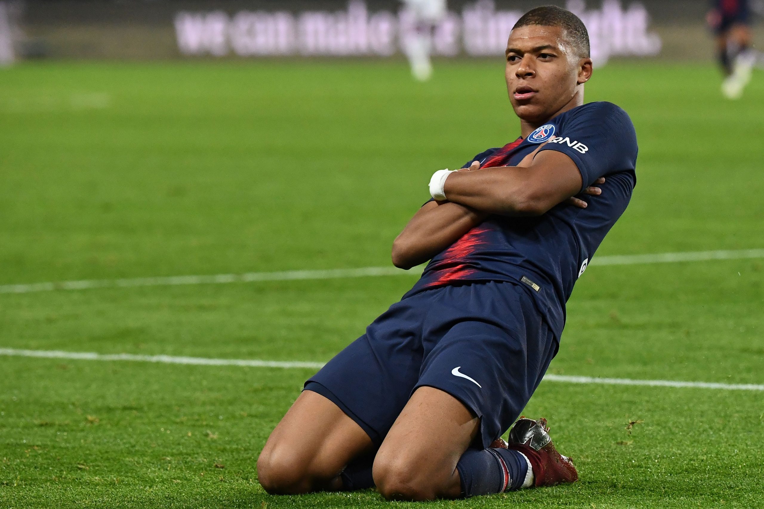 cau thu kylian mbappe - elle man - 1221 - psg the sun