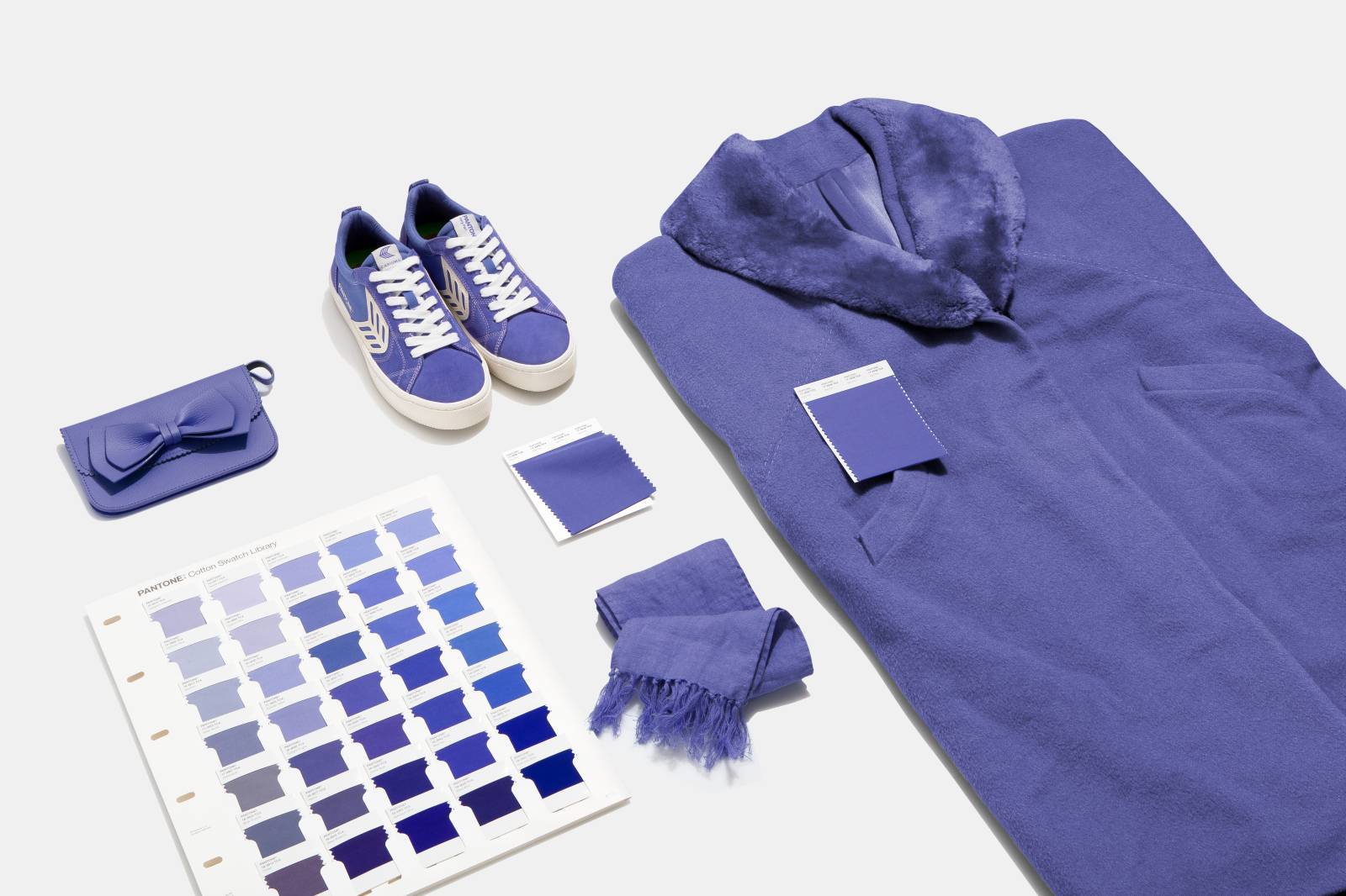 phoi do pantone 2022 - elle man - 0122 - elle