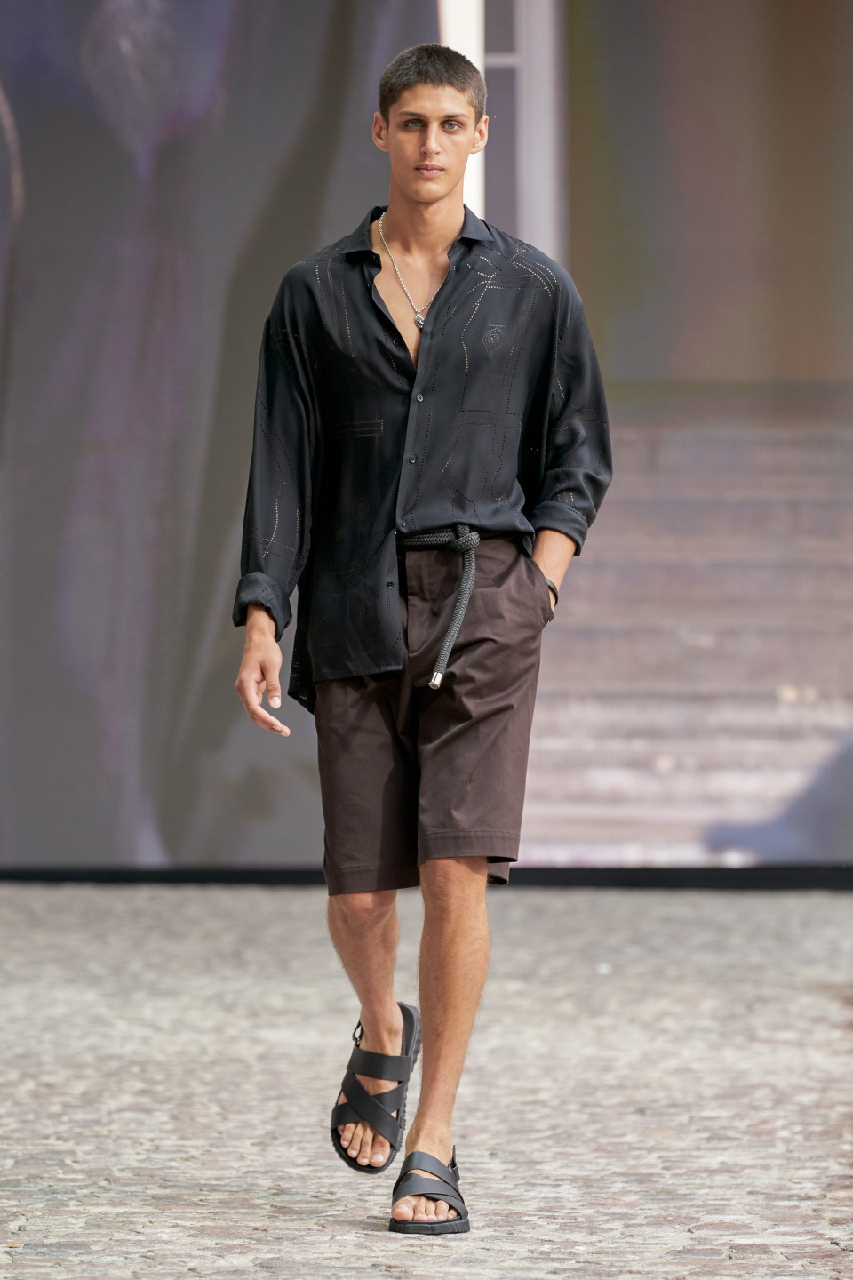 mau den - Hermes Spring - Summer 2022 Men's Collection