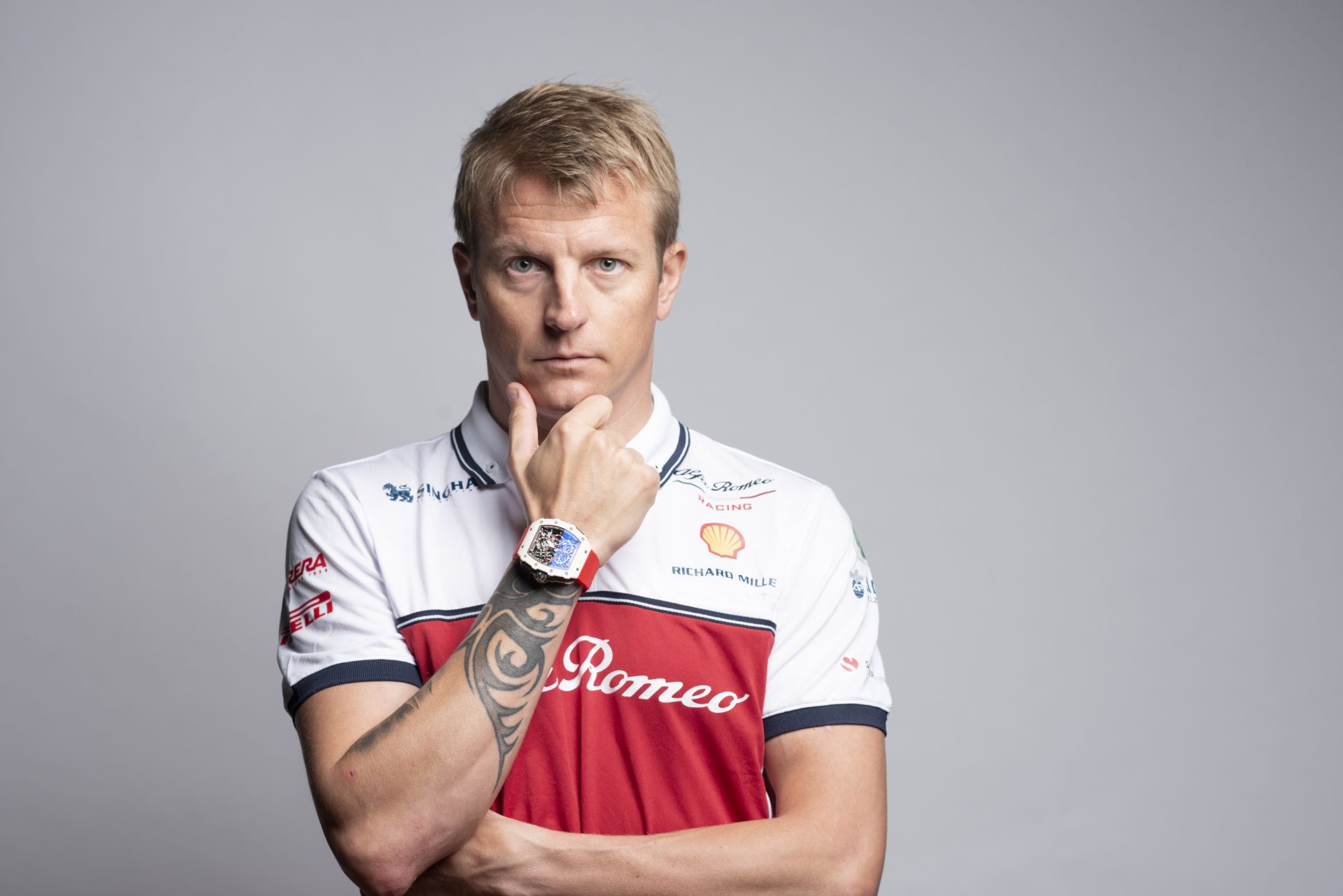 Kimi Räikkönen, đội đua Alfa Romeo Racing cùng chiếc Richard Mille RM 50-04 Tourbillon Split-Seconds Chronograph Kimi Räikkönen