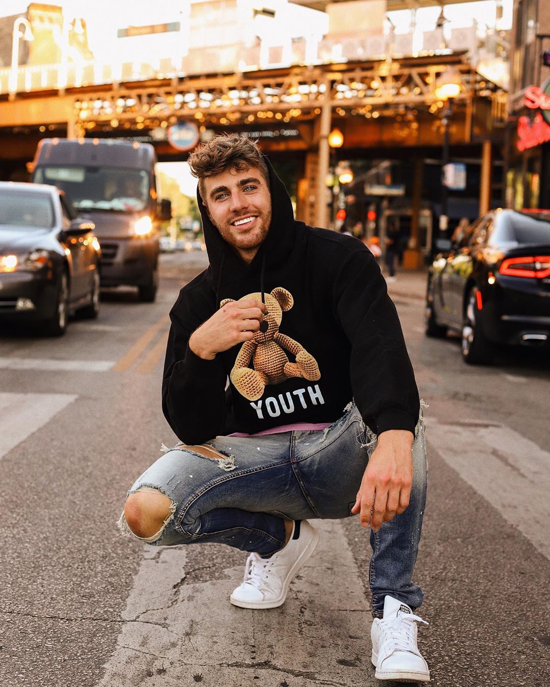 Phong cách streetwear: áo hoodie