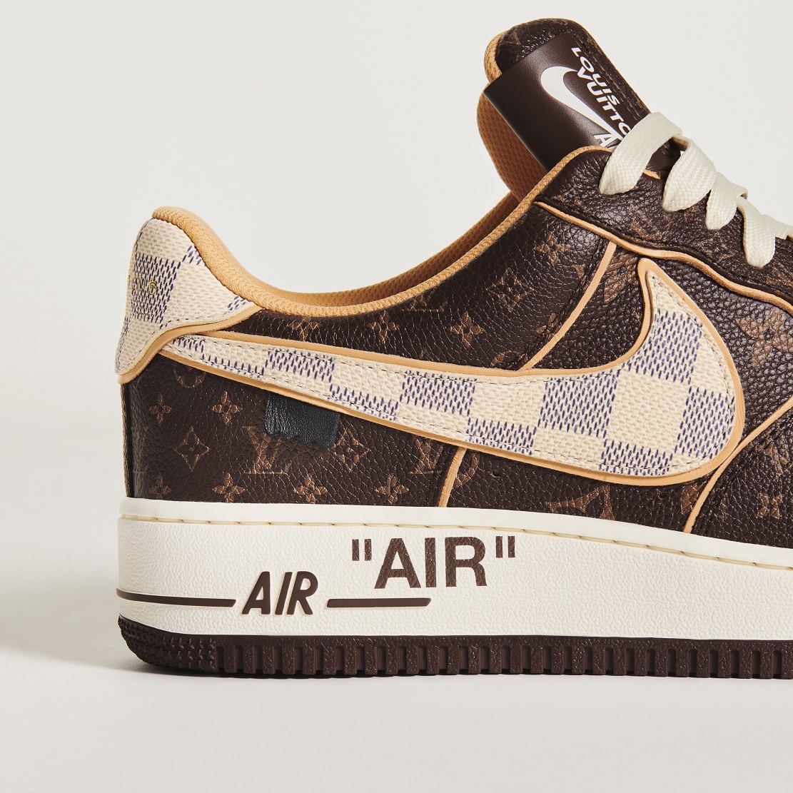 Giày Louis Vuitton x Nike Air Force 1 vượt 220000 đôla Mỹ trong đấu giá