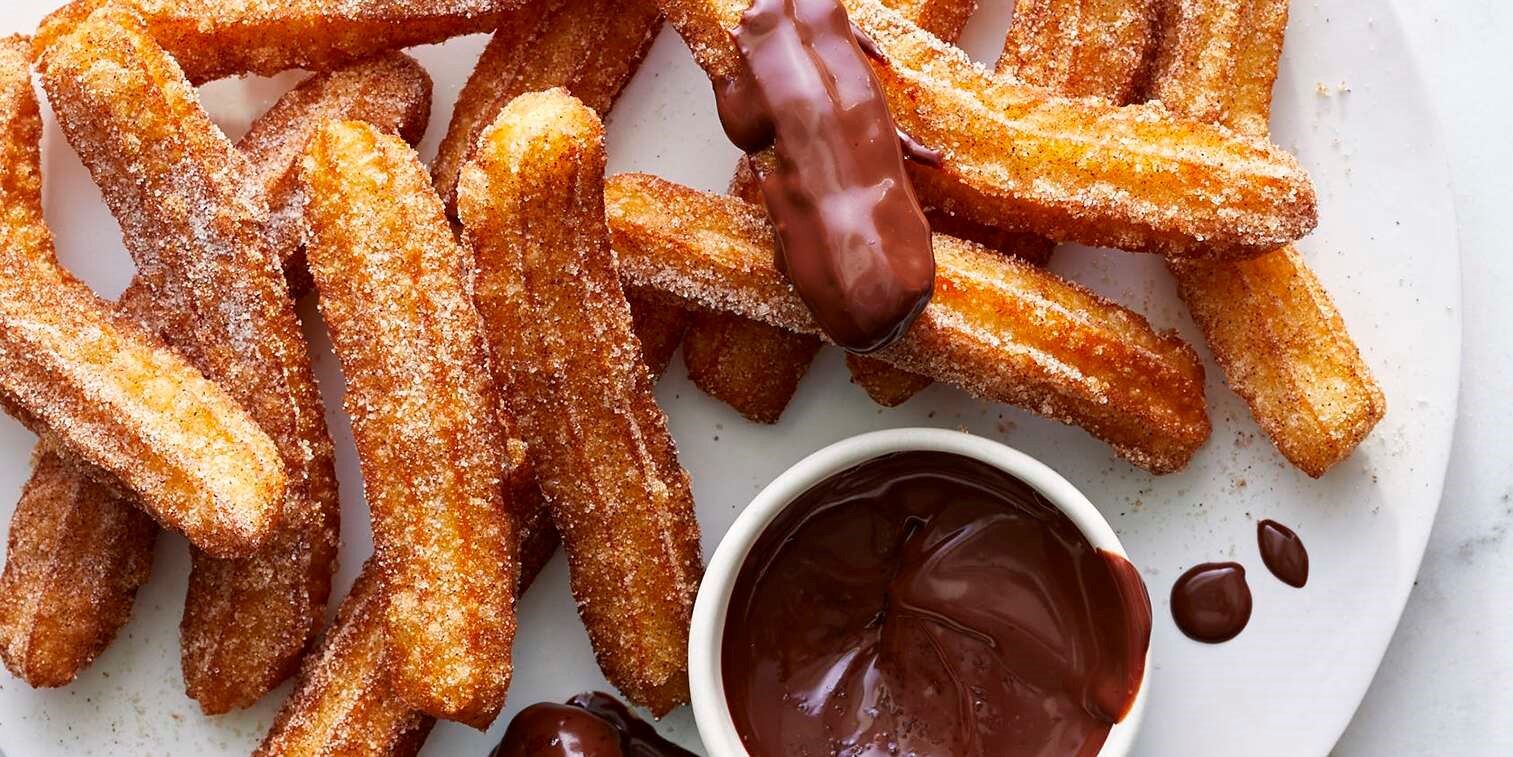 Bánh Churros sốt socola