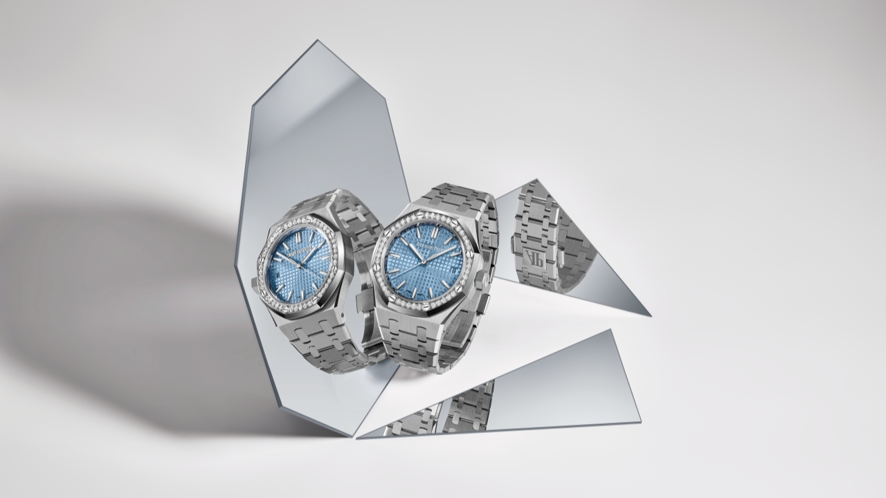 Thiết kế biểu tượng Royal Oak kỷ niệm 50 năm ra mắt