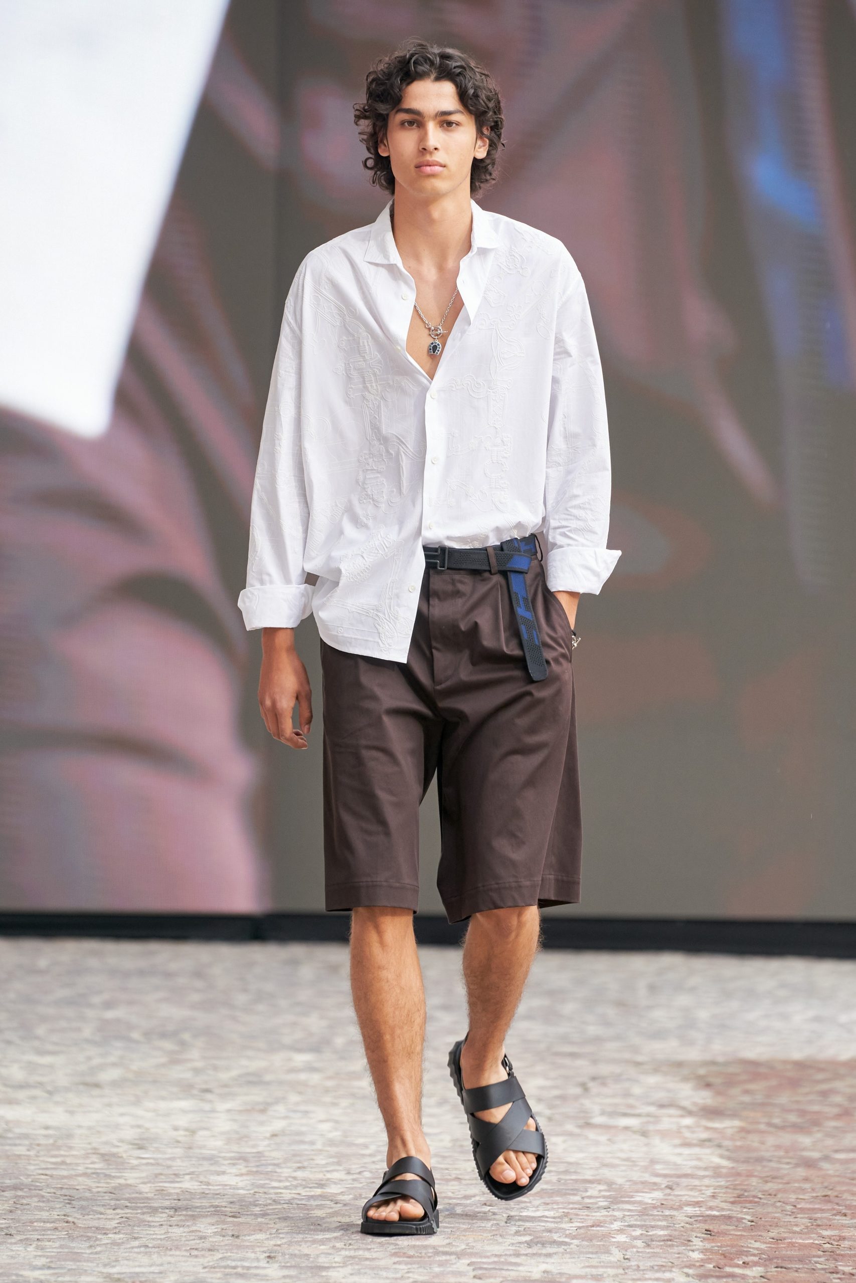 Cân nhắc đến dáng người cơ thể - Hermès Men's Spring-Summer 2022 Collection 
