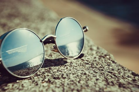 Các mẫu kính mát cho nam giới mang phong cách từ lịch lãm đến "chất ngầu"