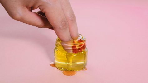 Tuyệt chiêu với ngón tay để "chuyện ấy" thêm phần nóng bỏng