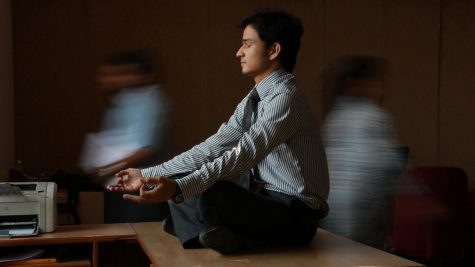 Thiền văn phòng: Cách giảm stress cực kỳ hiệu quả