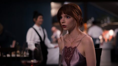 Review "The Menu":  Bữa tiệc châm biếm thói trưởng giả đầy kịch tính
