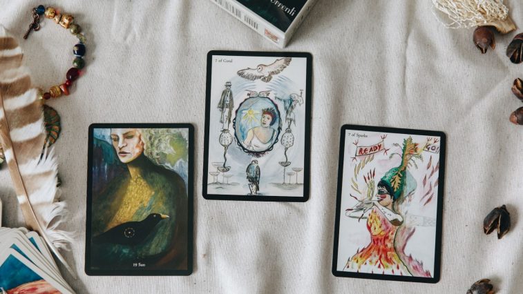 [Bói bài Tarot] Tình yêu hiện tại của bạn như thế nào?