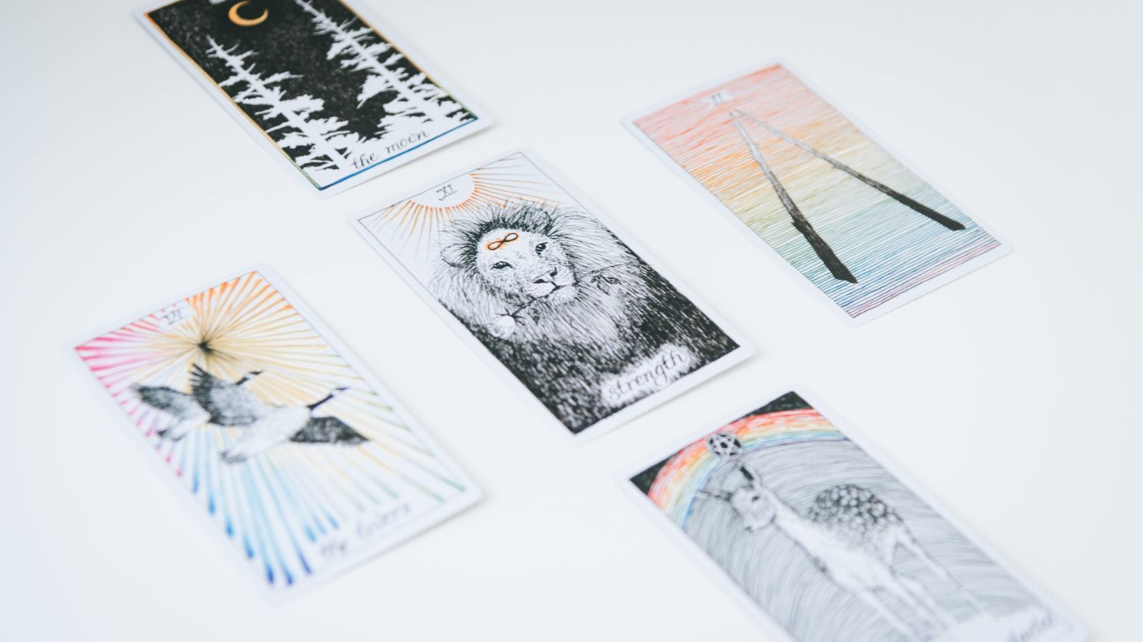 Bói bài Tarot cung Song Tử tháng 7/2022,