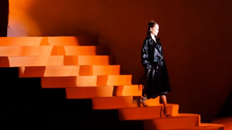[ELLE FASHION SHOW 2022] Cảm hứng thời trang từ sự "nguyên bản" trong BST Tóc của KHAAR