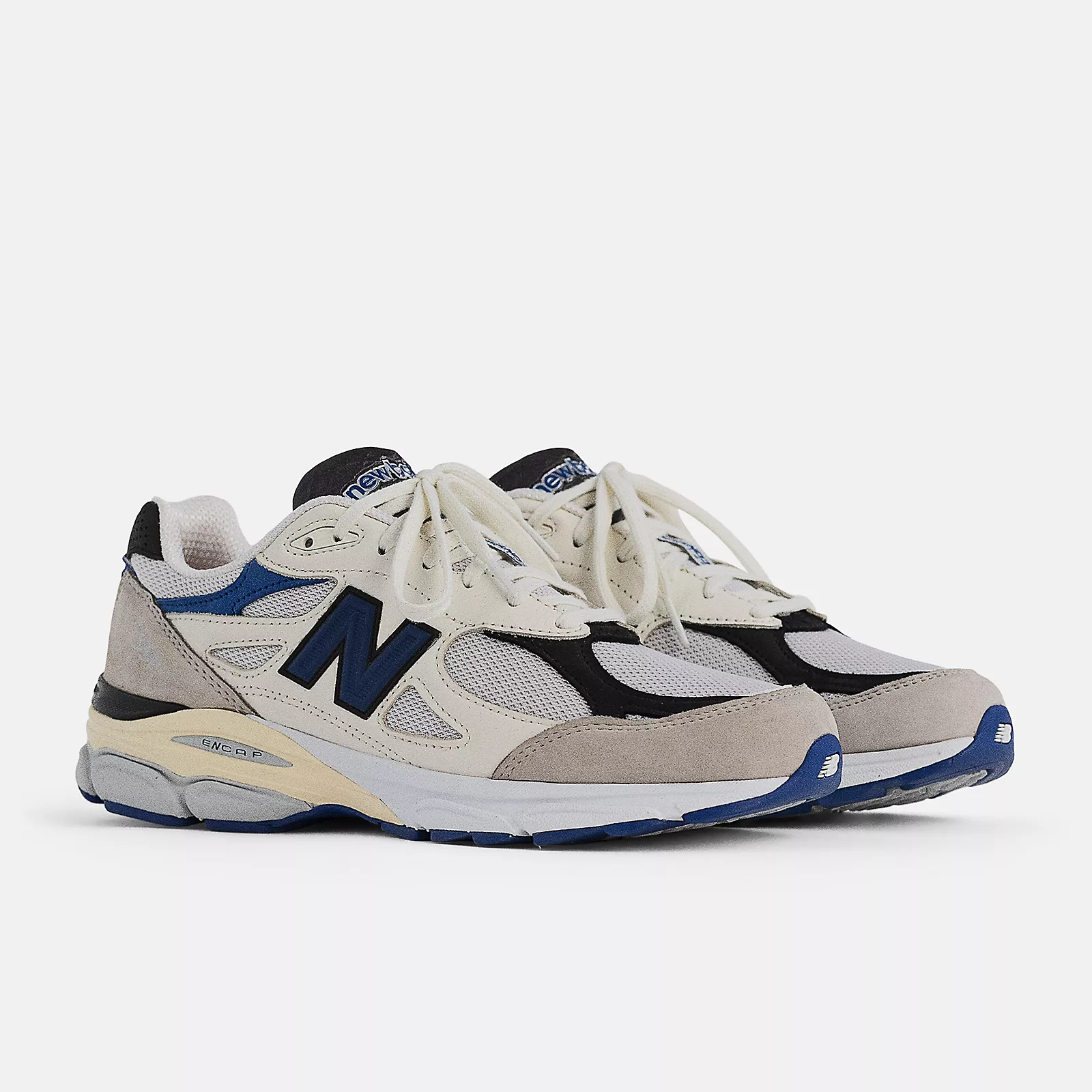 New-Balance-1-sneakers-elleman