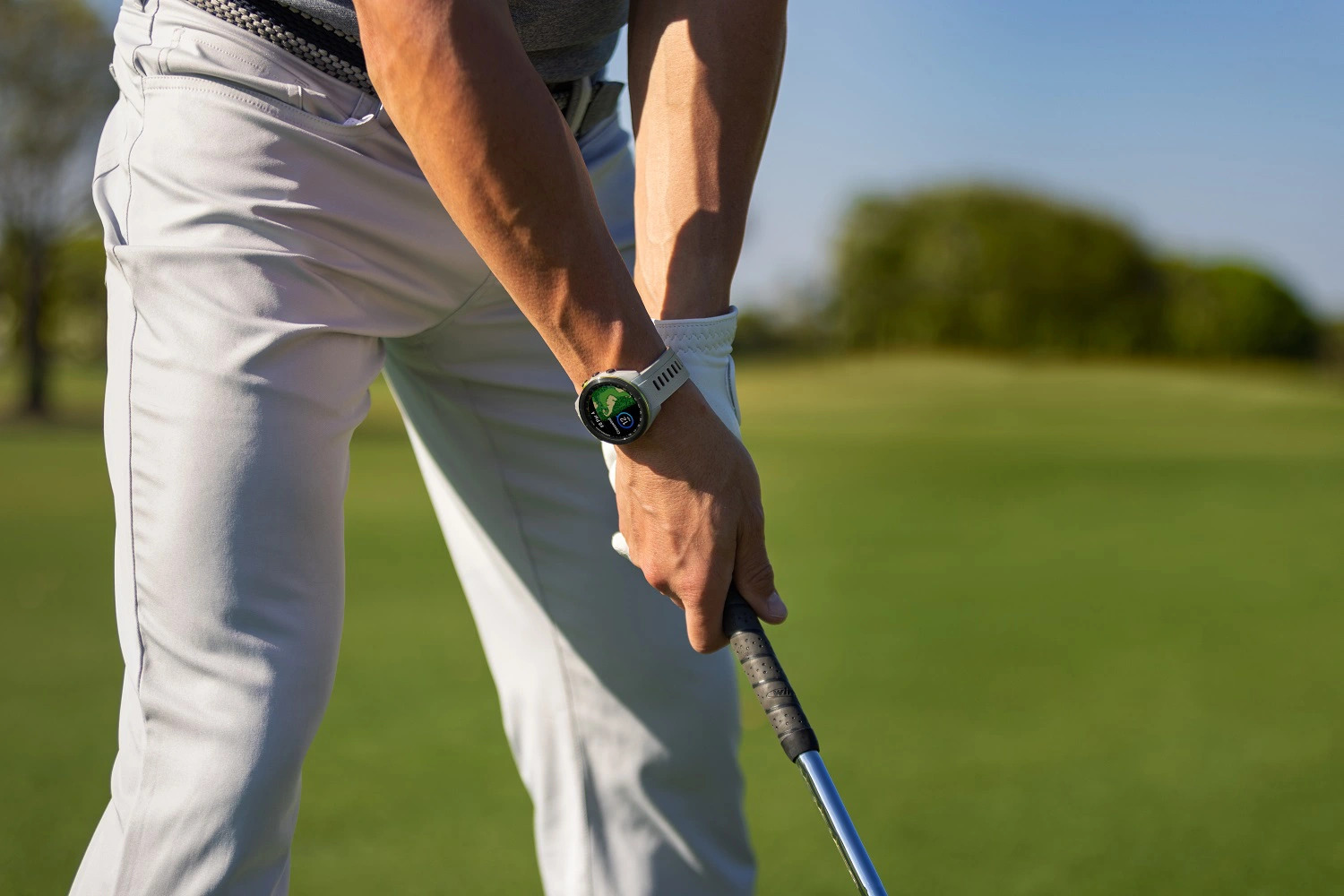 Tuyệt đỉnh đẳng cấp trên sân golf với đồng hồ Garmin Approach S70