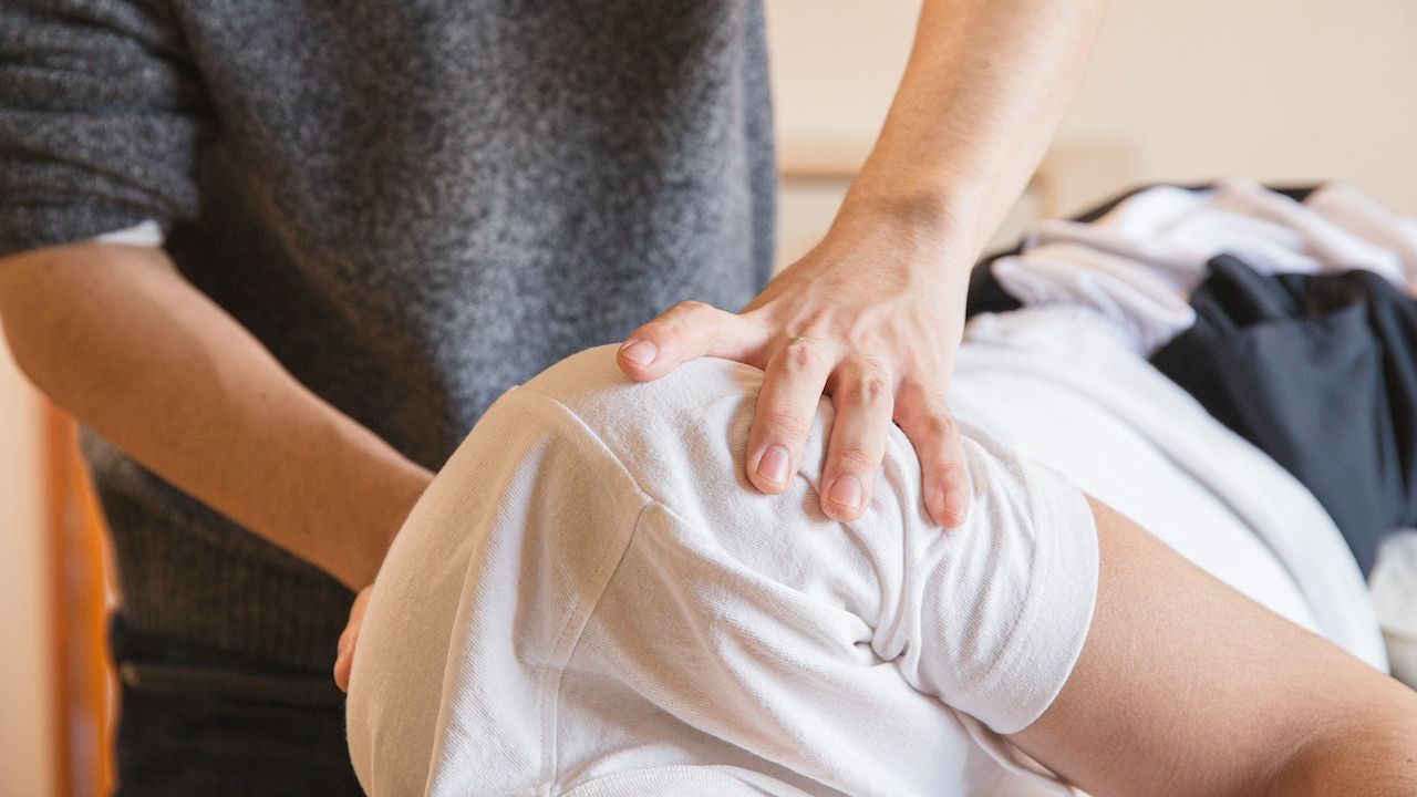 10 lợi ích sức khoẻ về massage mà nam giới nên biết | ELLE Man